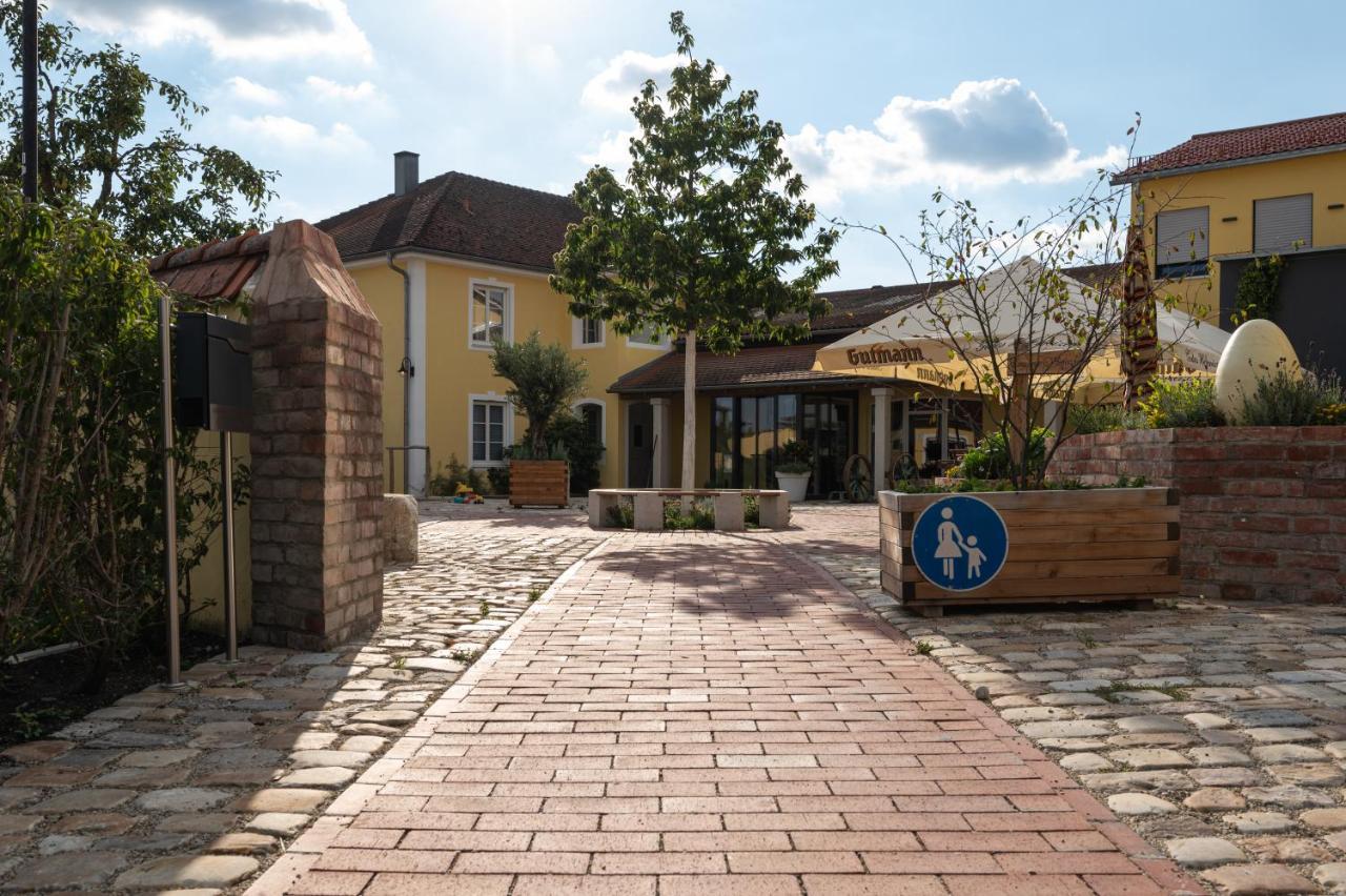 Heindlhof Hotel Ingolstadt Bagian luar foto